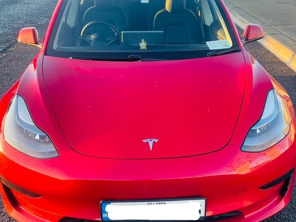 Tesla Model 3 Saloon, Electric, 2022, Red