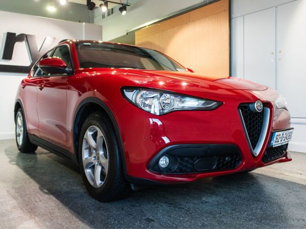 Alfa Romeo Stelvio Estate, Diesel, 2018, Red