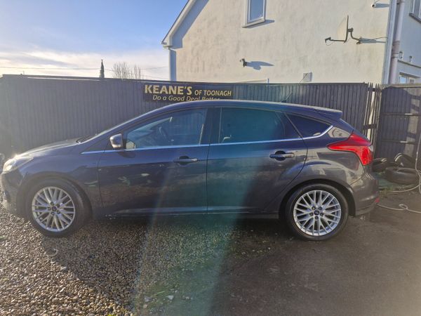 Ford Focus Hatchback, Diesel, 2013, Grey