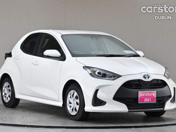 Toyota Yaris Hatchback, Petrol Hybrid, 2021, White