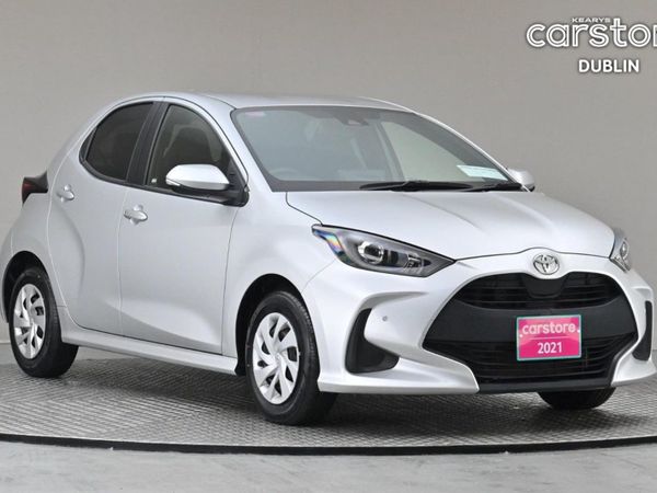 Toyota Yaris Hatchback, Petrol, 2021, Silver