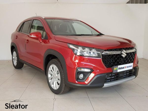 Suzuki SX4 Hatchback, Petrol, 2024, Red