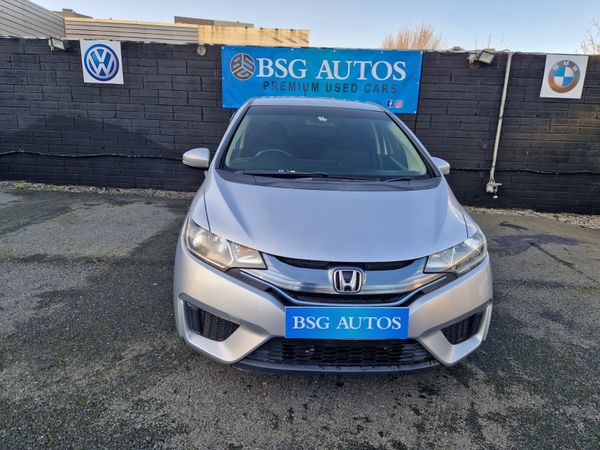 Honda Fit Hatchback, Hybrid, 2015, Silver