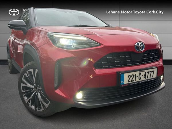 Toyota Yaris Cross Hatchback, Hybrid, 2022, Red