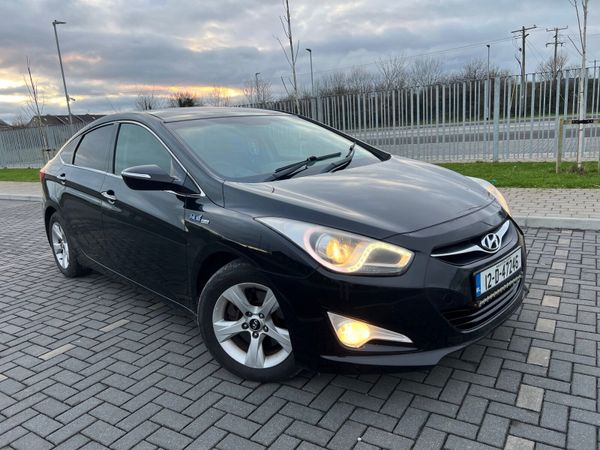 Hyundai i40 Saloon, Diesel, 2012, Black