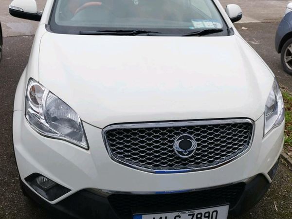 SsangYong Korando SUV, Diesel, 2014, White