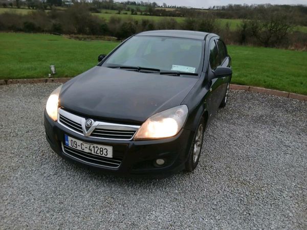 Vauxhall Astra Hatchback, Diesel, 2009, Black