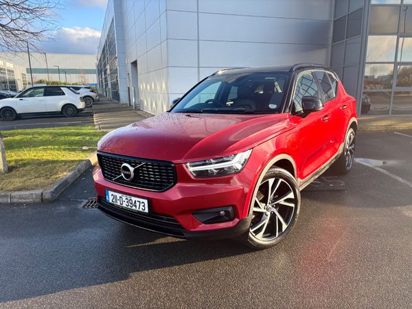 Volvo XC40 Estate, Petrol Plug-in Hybrid, 2021, Red