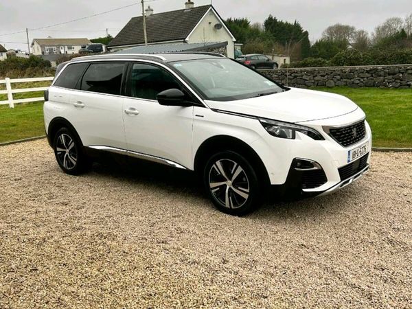 Peugeot 5008 MPV, Diesel, 2018, White