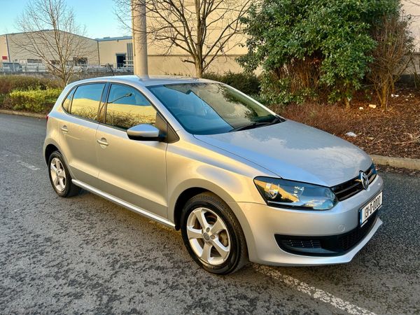 Volkswagen Polo Hatchback, Petrol, 2013, Silver