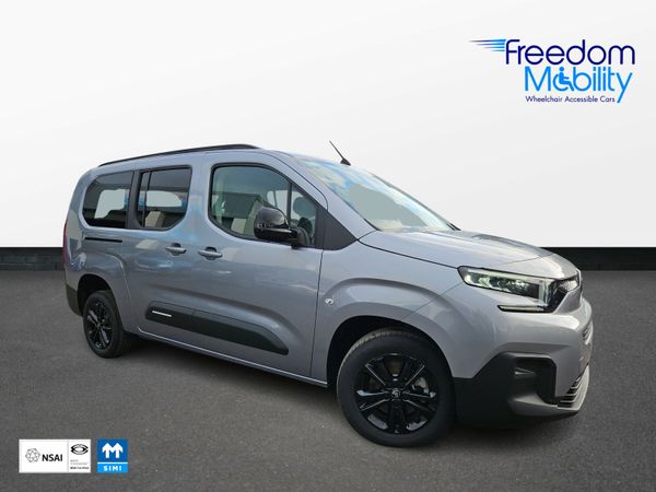 Citroen Berlingo MPV, Diesel, 2025, Green