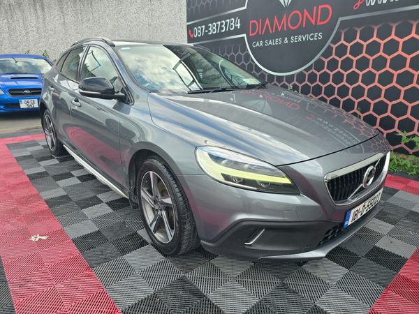 Volvo V40 Hatchback, Diesel, 2018, Grey