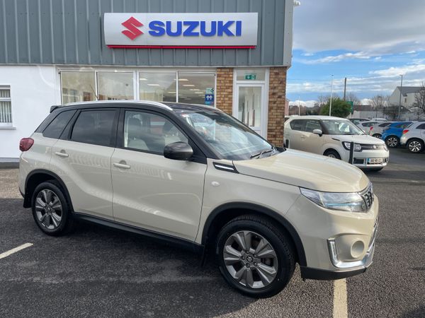 Suzuki Vitara SUV, Petrol Hybrid, 2021, White