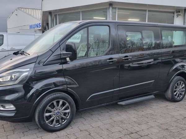 Ford Tourneo MPV, Diesel, 2021, Black