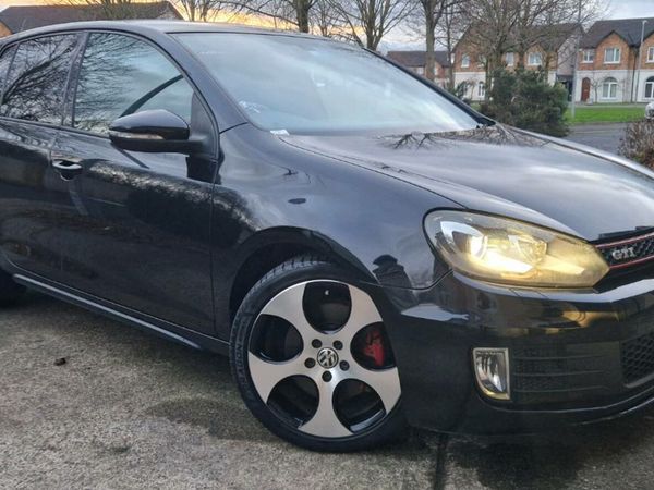 Volkswagen Golf Hatchback, Petrol, 2010, Black