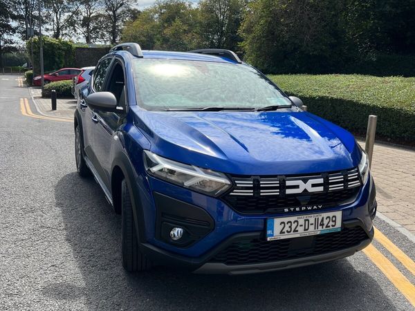 Dacia Sandero Stepway Hatchback, Petrol, 2023, Blue