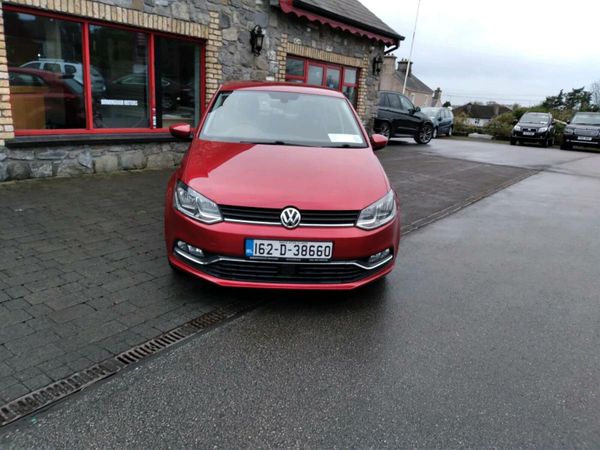 Volkswagen Polo Hatchback, Petrol, 2016, Red