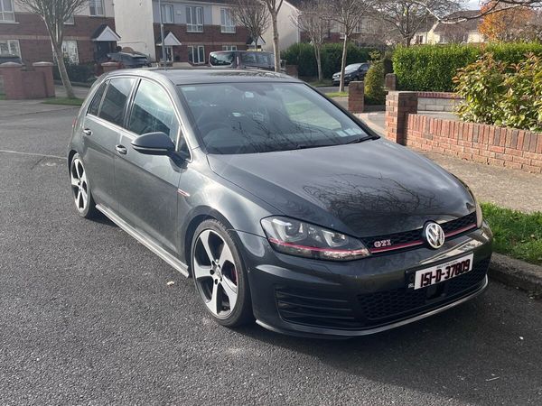 Volkswagen Golf Estate, Petrol, 2015, Grey