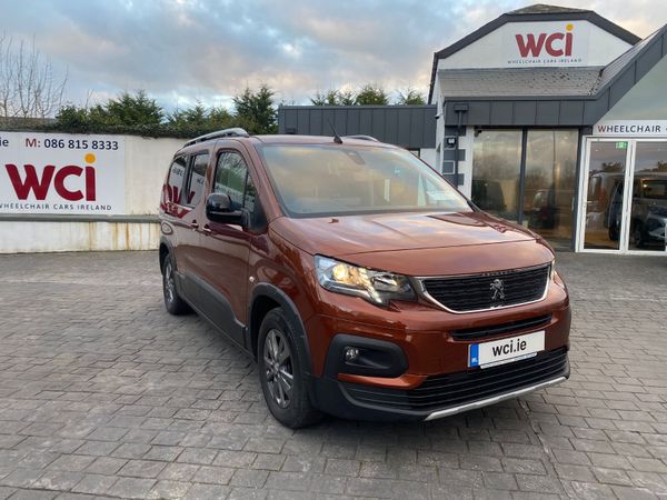 Peugeot Rifter MPV, Diesel, 2022, Orange