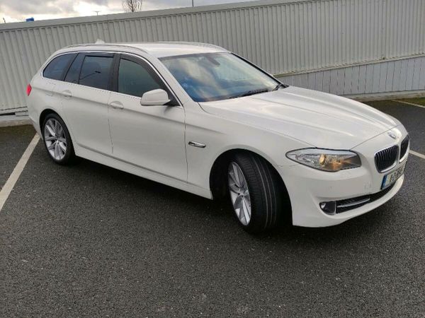 BMW 5-Series Estate, Diesel, 2011, White