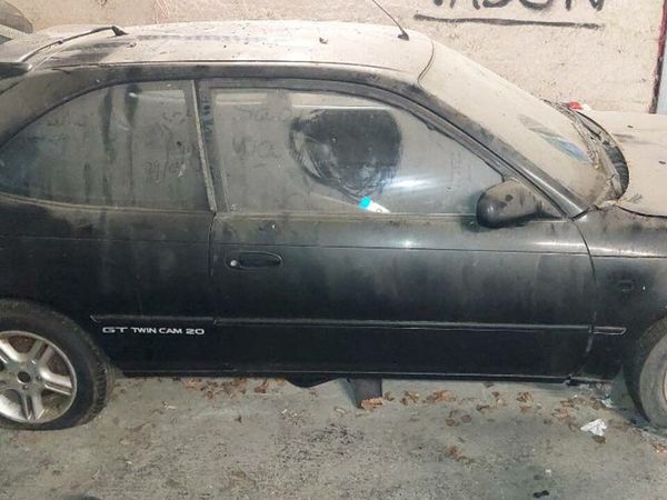 Toyota Corolla Hatchback, Petrol, 1994, Black