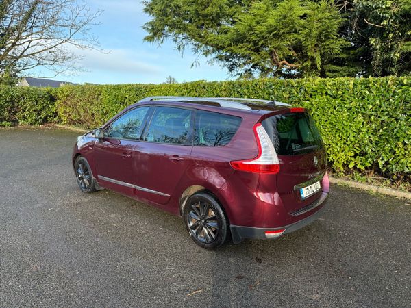 Renault Grand Scenic MPV, Diesel, 2013, Red