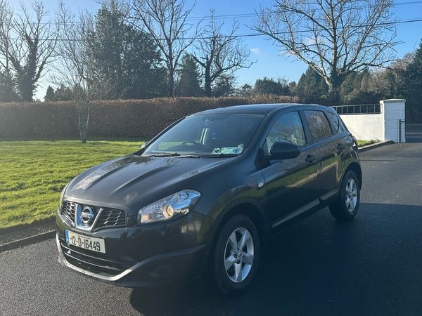 Nissan Qashqai Hatchback, Diesel, 2012, Black