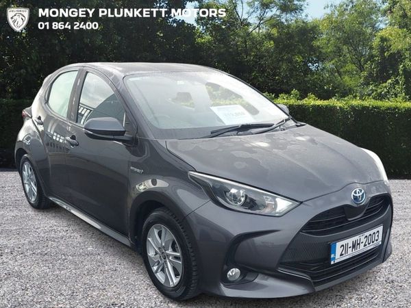 Toyota Yaris Hatchback, Petrol Hybrid, 2021, Grey