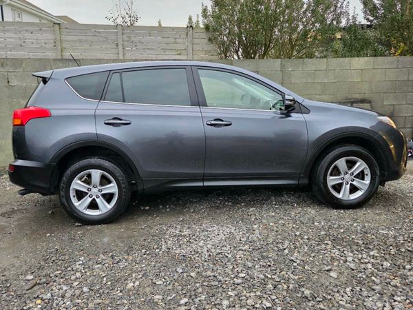 Toyota RAV4 SUV, Diesel, 2014, Grey