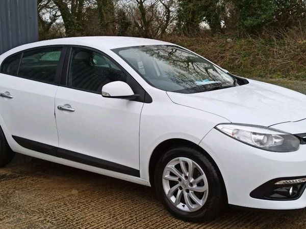 Renault Fluence Saloon, Diesel, 2014, White