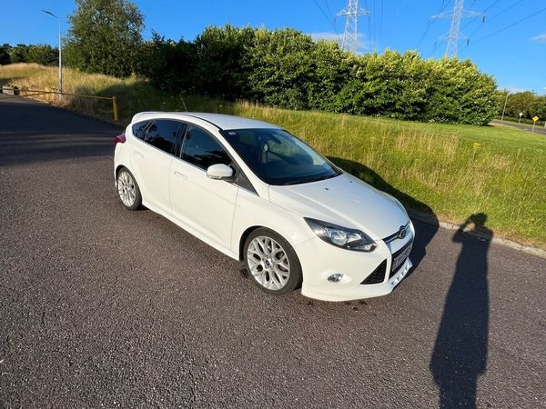 Ford Focus Hatchback, Diesel, 2014, White