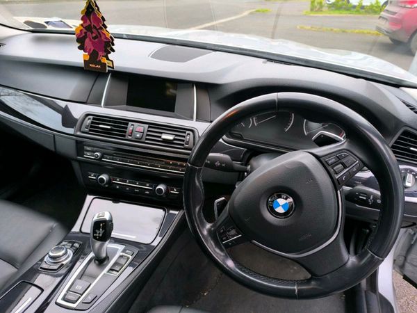 BMW 5-Series Saloon, Diesel, 2014, Silver