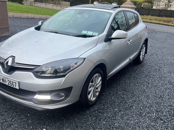 Renault Megane Hatchback, Diesel, 2016, Silver