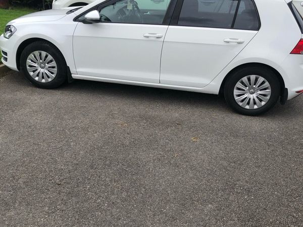Volkswagen Golf Hatchback, Petrol, 2013, White