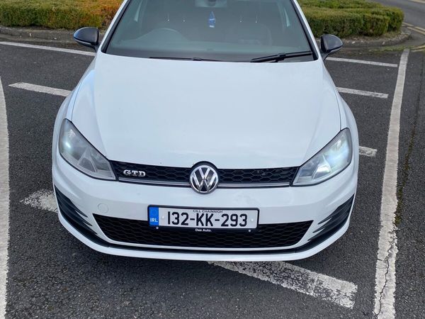Volkswagen Golf Estate, Diesel, 2013, White
