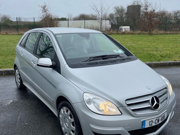 Mercedes-Benz B-Class MPV, Diesel, 2012, Silver