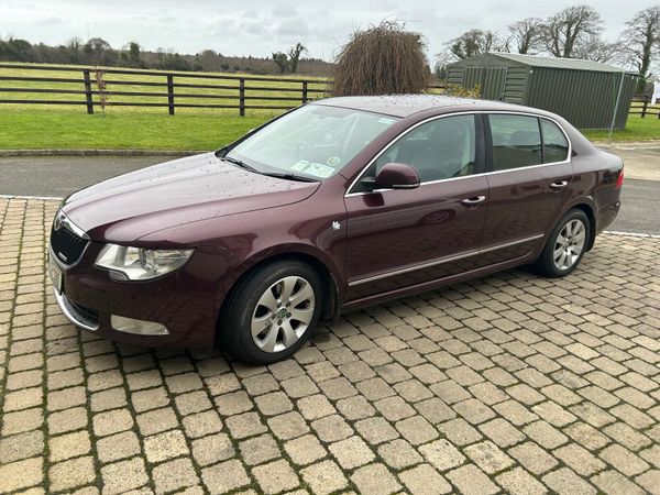 Skoda Superb Saloon, Diesel, 2012, Red