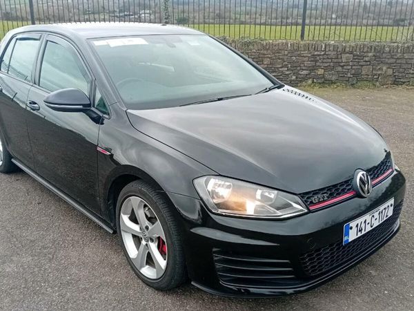 Volkswagen Golf Estate, Petrol, 2014, Black