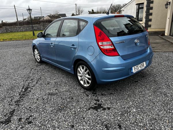 Hyundai i30 1.6 diesel 2011 for sale in Co. Galway for €123 on DoneDeal