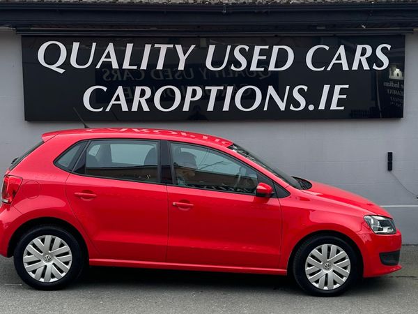 Volkswagen Polo Hatchback, Petrol, 2011, Red