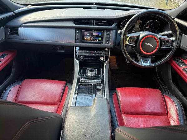Jaguar XF Saloon, Diesel, 2015, White