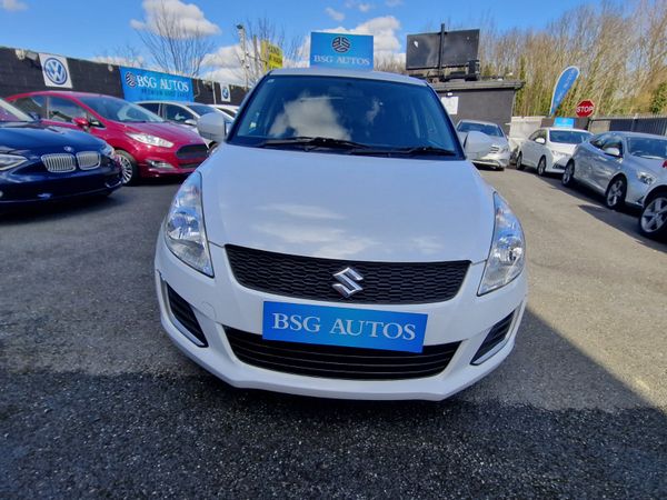 Suzuki Swift Hatchback, Petrol, 2015, White