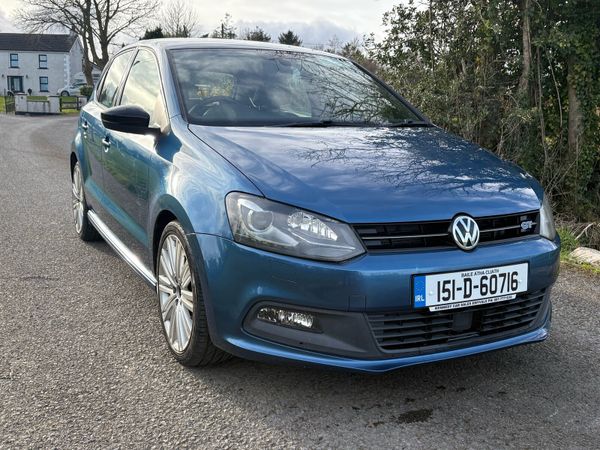 Volkswagen Polo Hatchback, Petrol, 2015, Blue