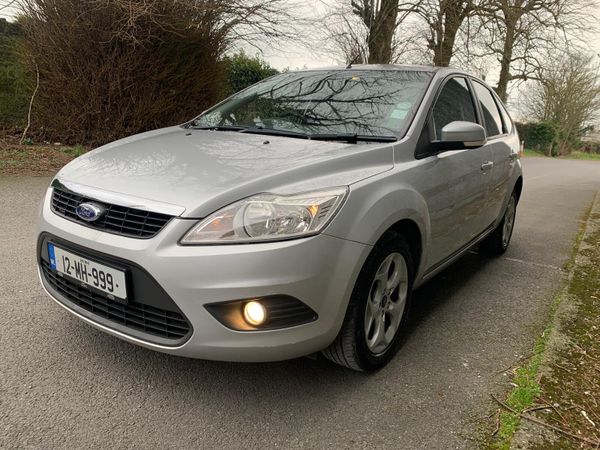 Ford Focus Hatchback, Diesel, 2012, Silver