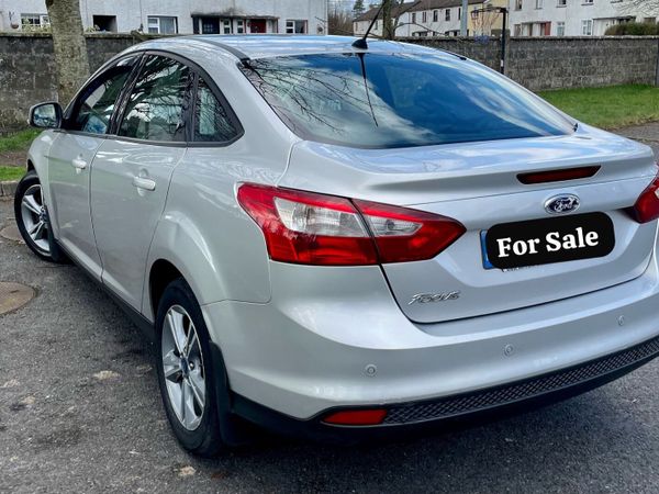 Ford Focus Saloon, Diesel, 2014, Silver