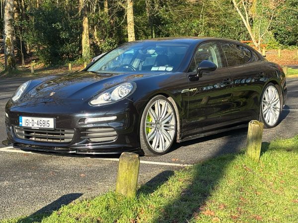 Porsche Panamera Hatchback, Petrol Plug-in Hybrid, 2015, Black