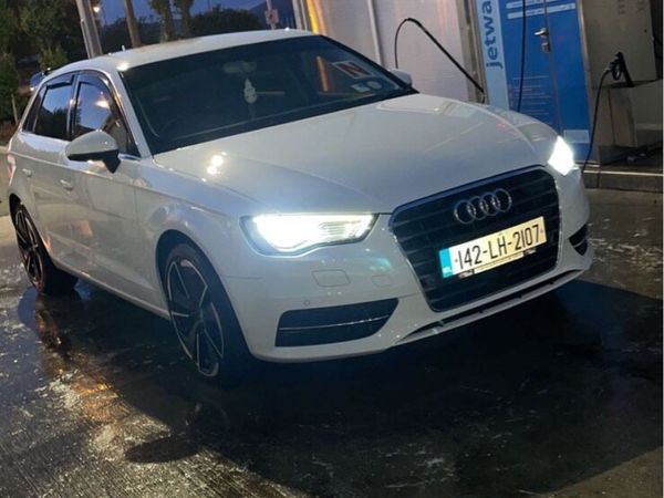 Audi A3 Hatchback, Petrol, 2014, White