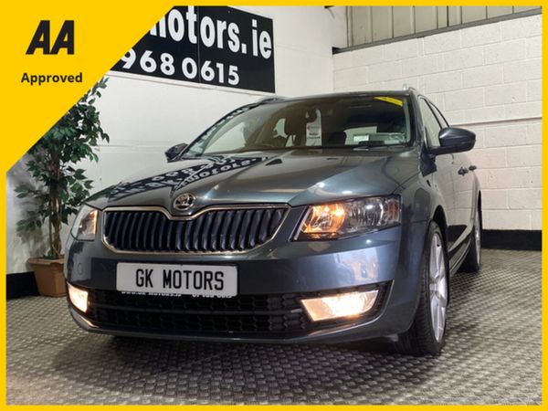 Skoda Octavia Estate, Petrol, 2017, Grey