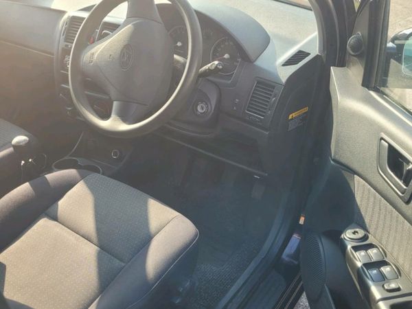 Renault Megane Saloon, Petrol, 2005, Black