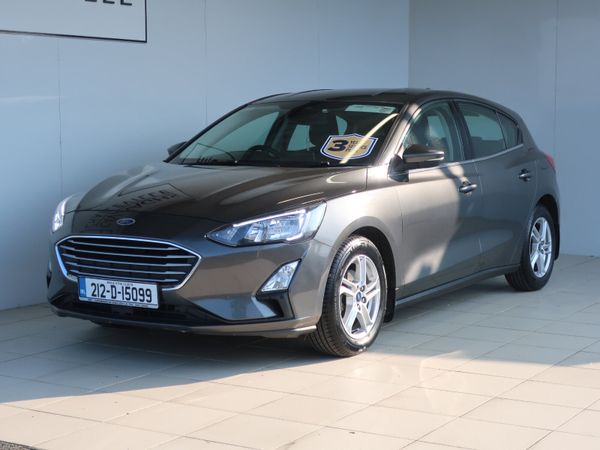 Ford Focus Hatchback, Diesel, 2021, Grey